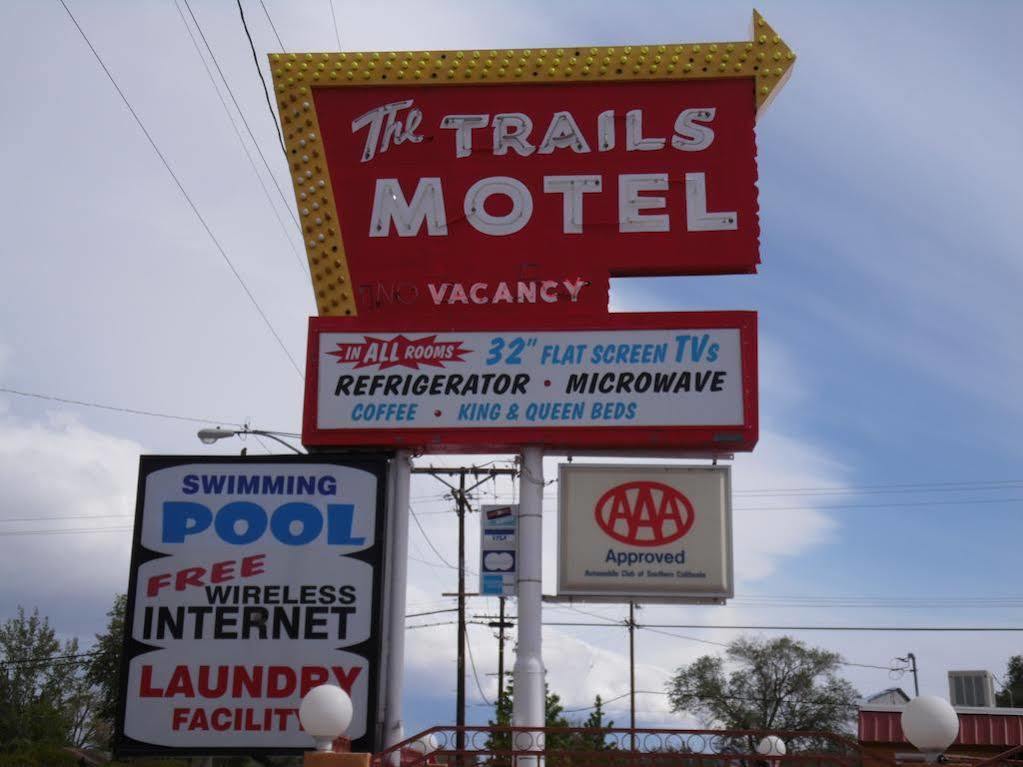 Trails Motel Lone Pine Luaran gambar